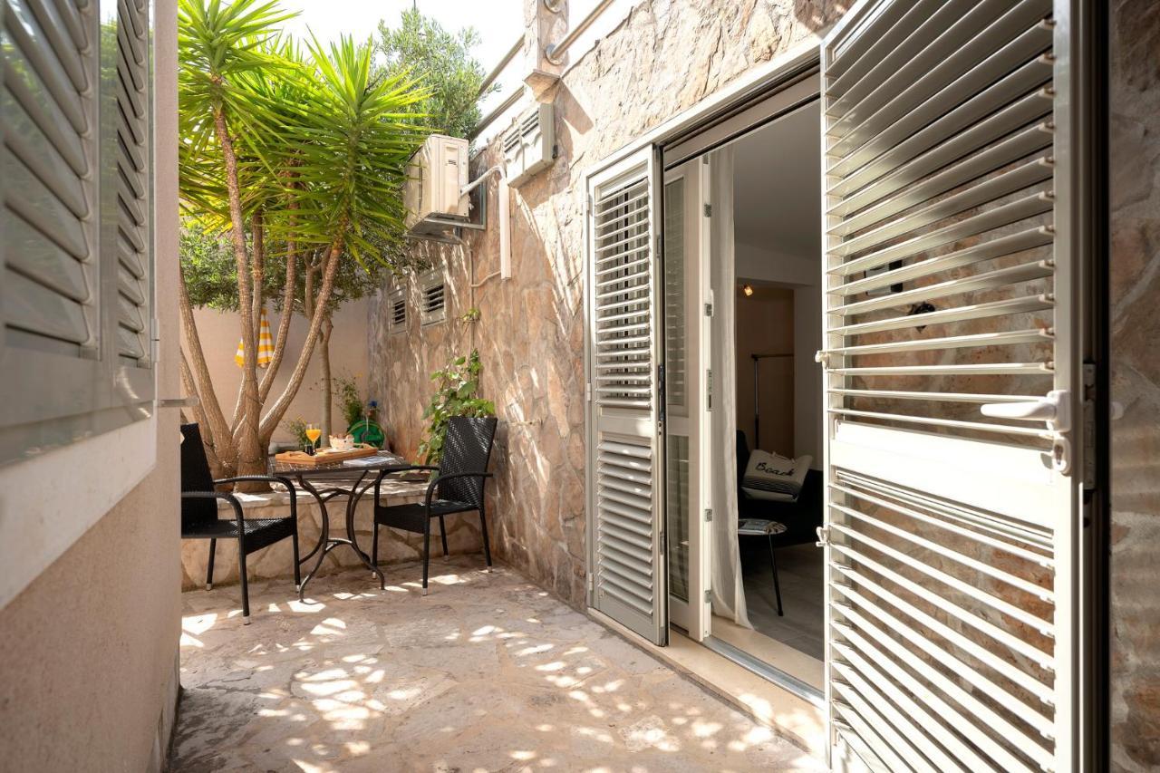 Hidden Oasis - Zf Hvar Хвар Екстериор снимка